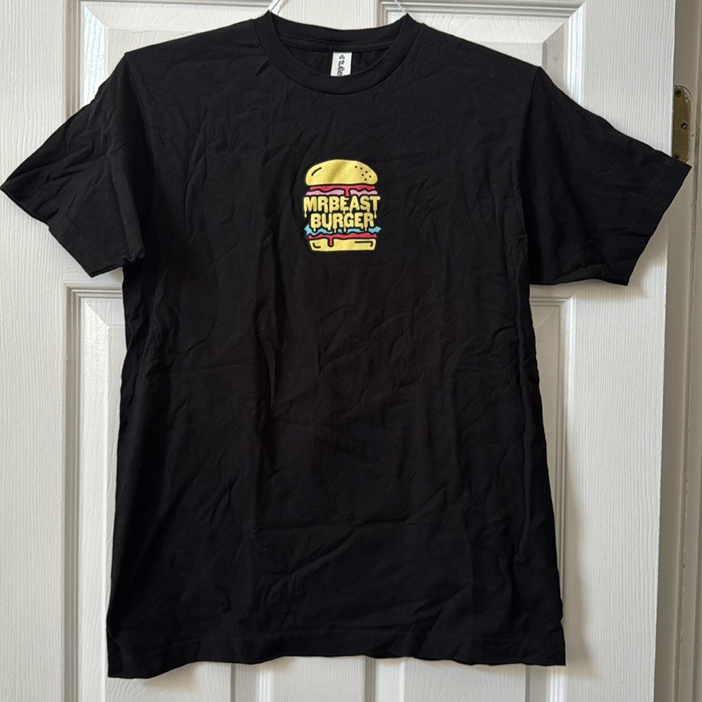 Mr. Beast Burger t-shirt. Size Medium. Excellent condition. Barely worn from AD.